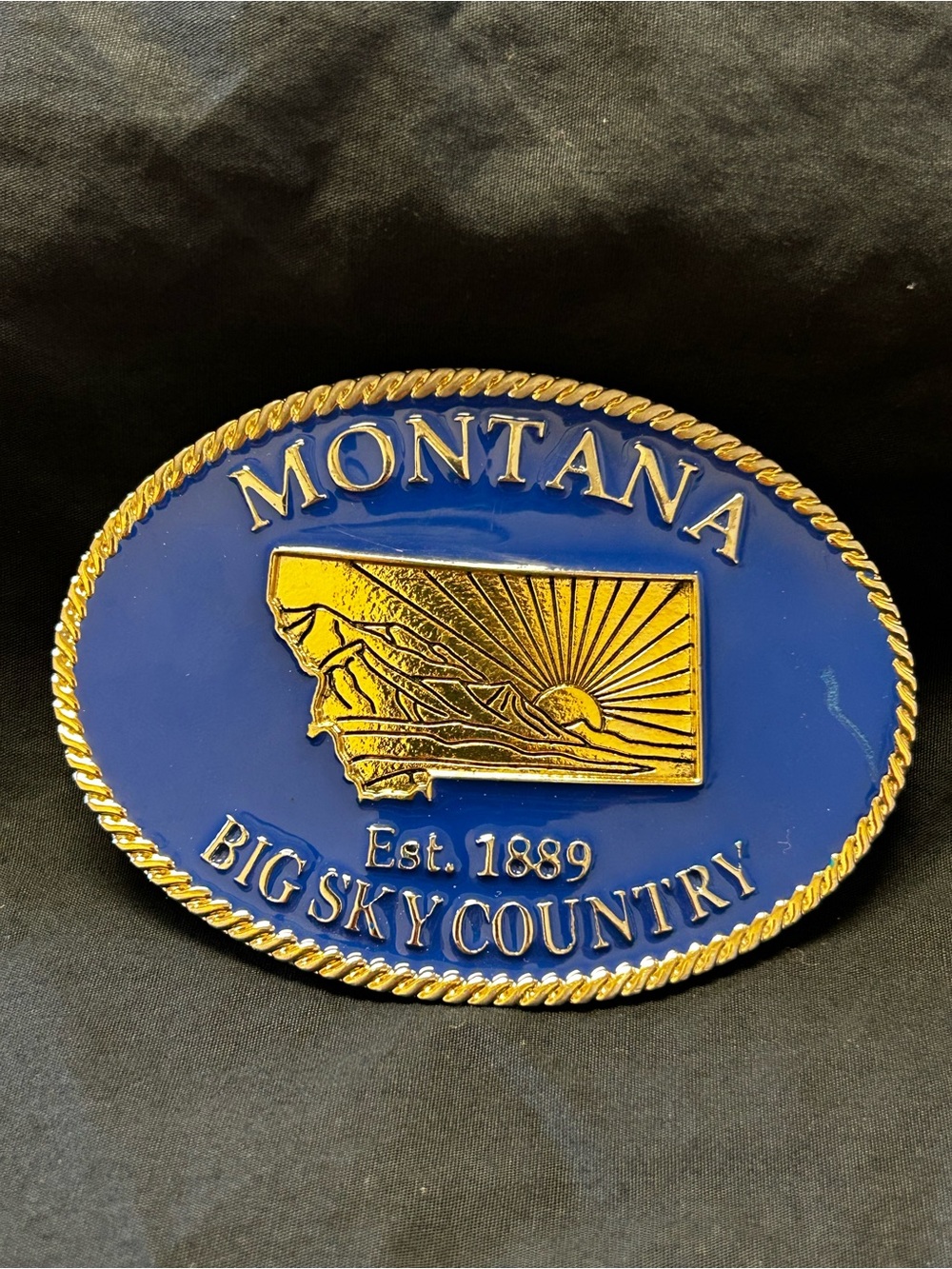 Montana Silversmiths Blue and Gold Oval Belt Buckle